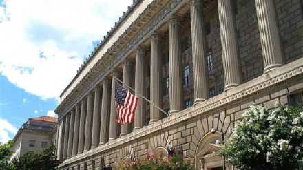 US hits Cuba with new sanctions over Venezuela