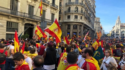 Video: Protestas en Barcelona dicen “basta” al independentismo