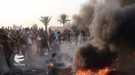 کشته شدن شماری از تظاهرکنندگان عراقی در تیراندازی  افراد مسلح ناشناس در بغداد 