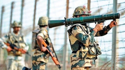 सीमा पर भारत और पाकिस्तान में झड़पें, पांच से अधिक लोगों की मौत