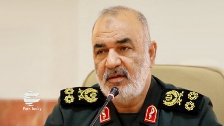 Salami: Musuh Lemah Dihadapan Kekuatan Bangsa Iran