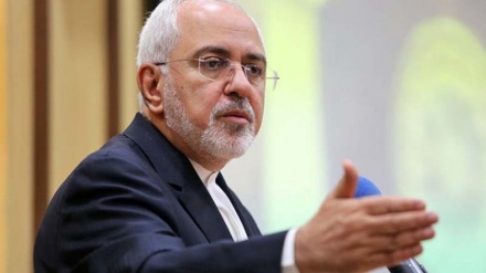 イラン外相、「イランは、倫理・宗教上の理由で核兵器に反対」