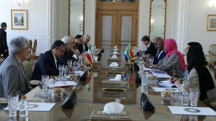 イランと南アフリカの間で、複数の協力文書が調印