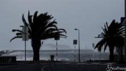 Portogallo: l'uragano Lorenzo sulle Azzorre