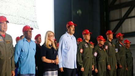 Maduro denuncia complot desde Colombia contra Aviación venezolana