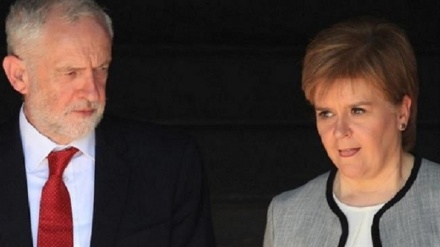 SNP leader sets out conditions for backing Labour