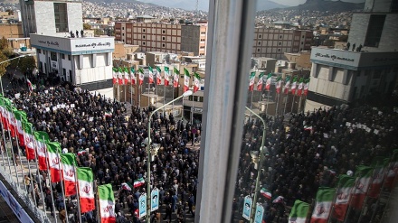 Penduduk di Empat Provinsi di Iran Demo Kecam Perusuh (1)