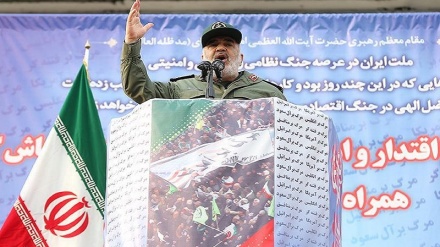 “Enemigos serán destruidos si cruzan la línea roja de Irán”