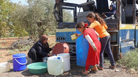 Jeta e një familje refugjates sirianë në Autobus