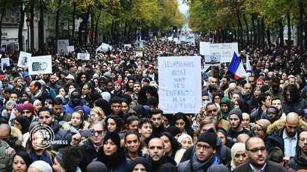 Fransa'da İslamofobiye karşı gösteri yapıldı 
