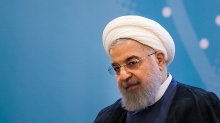 Руҳоний: Эрон халқининг муқовимат кучлари АҚШ фитналарини мағлуб этди