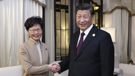 中国が、香港での暴動の収束を求める