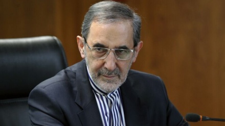 イラン最高指導者顧問、「核合意内の責務縮小プロセスを続行」