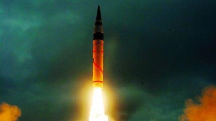 印度陆军首次进行夜间AGNI-II洲际弹道导弹试射