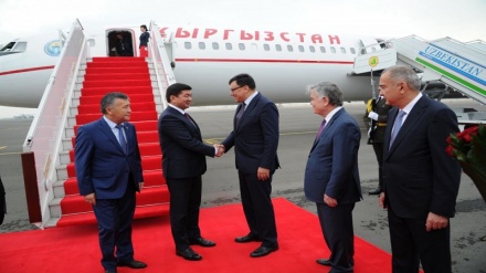 Тожикистон ва Қирғизистон бош вазирлари  ҳам ШҲТ йиғилишида қатнашиш учун Тошкентга келдилар 