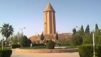 イランにある世界で最も高いレンガの塔