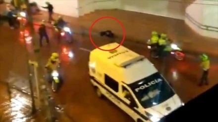 Policía de Colombia hiere en la cabeza a joven con granada de gas