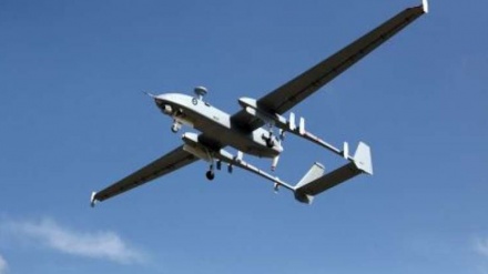 以色列间谍飞机在加沙天空中飞行
