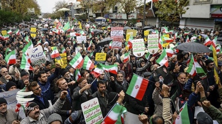 伊朗人民继续举行游行活动并对暴徒们的恶行表示厌恶