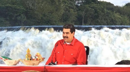 Maduro espera alcanzar acuerdos de paz mediante diálogo