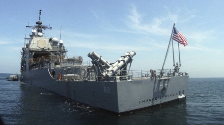 台国防部长：美舰穿越台湾海峡是自由航行