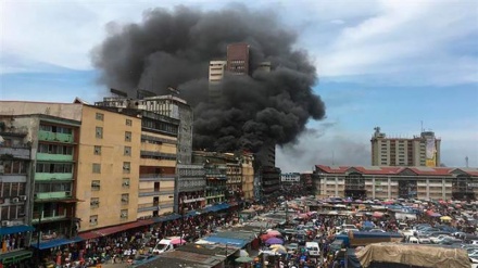 Fire breaks out in business district of Lagos, Nigeria