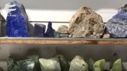 Афзоиши содироту воридоти сангҳои қиматӣ ва нимақиматӣ дар Тоҷикистон