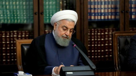 Rouhani: Taifa la Zimbabwe litavishinda vikwazo vya Marekani