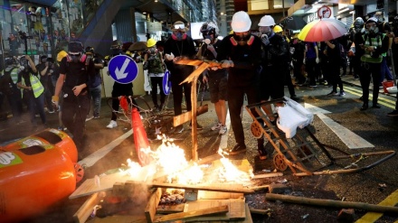 香港示威者再次走上街头