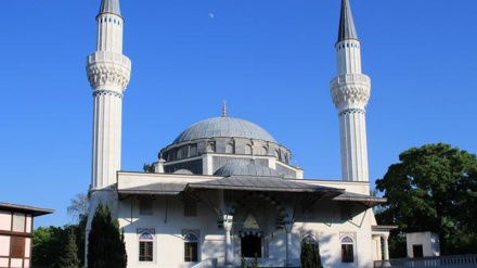 Watu wenye chuki watishia kulipua  kwa bomu msikiti mjini Berlin, Ujerumani