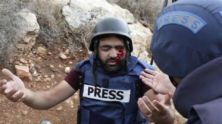 Zionist entity deliberately targets Palestinian journalists to cover up its crimes: Hamas 