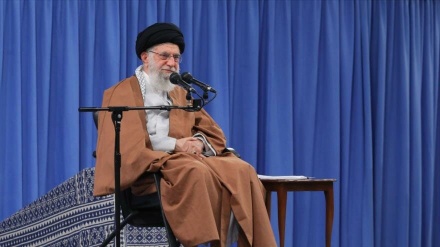 Ayatolá Jamenei: Irán nunca se ha quedado de brazos cruzados ante EEUU+Fotos
