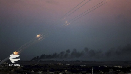 çydam toparlary azndan 160 raketa bilen basylyp alynan ülkeleri hüjüm astyna aldylar