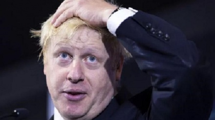 英国首相约翰逊公开道歉