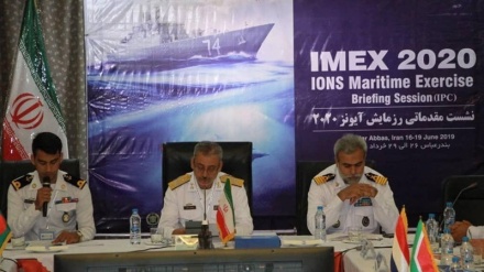 Latihan Militer Iran dan 27 Negara Digelar di Samudra India