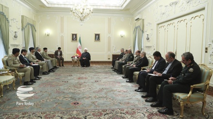 Pertemuan Presiden Iran dengan Pejabat Tinggi Militer Pakistan