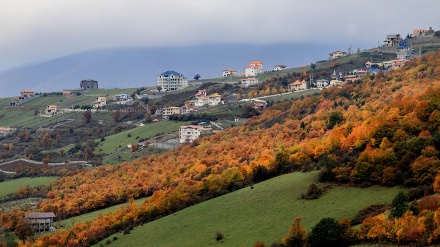 Hari-hari Akhir Musim Gugur di Iran (1)