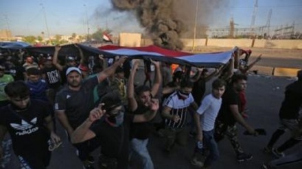 افزایش تعداد زخمی شدگان عراقی در مقابل سفارت آمریکا در بغداد  