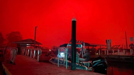 澳大利亚大火，四千人被困海滨小城