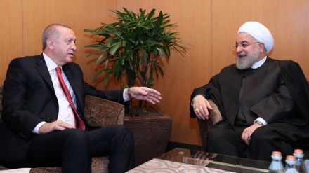 イラン・トルコがイスラム諸国の連携・協力を強調 （動画）