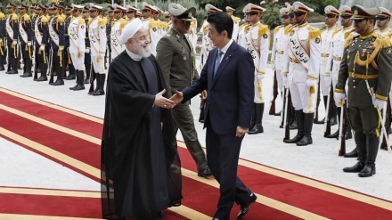 視点；イラン大統領の訪日―協議名目の罠を警戒　