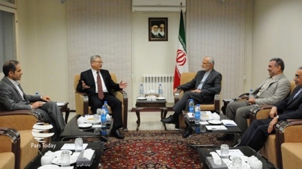 Irán denuncia complots de EEUU en asuntos de países independientes 