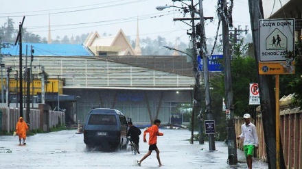 受暴风雨影响，数千菲律宾居民撤离