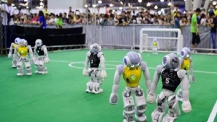 مقام نخست تیم رباتیک ایران در مسابقات جهانی استونی