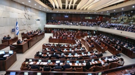 イスラエル議会が解散、政治危機が継続