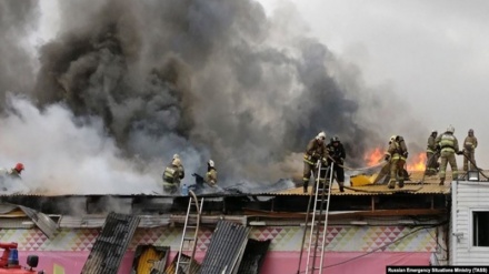 Indi: të paktën 43 të vdekur nga zjarri në një fabrikë