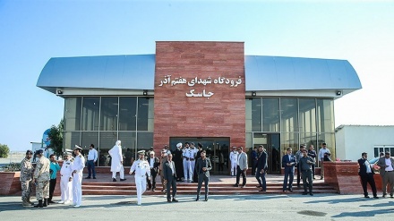 Peresmian Rute Penerbangan Tehran-Pelabuhan Jask (2)