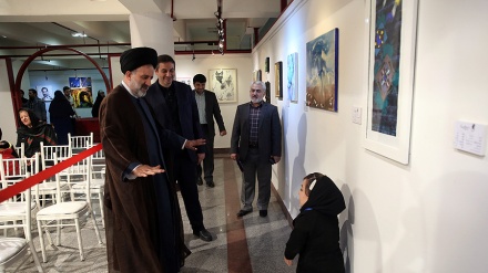 Karya-karya Terpilih dari Difabel Iran Dipamerkan (1)