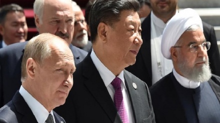 Мухолифоти Эрон, Чин ва Русия бо якҷонибагароии Амрико 