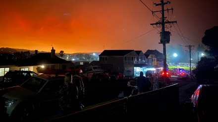 Zjarre problematike përfshijnë Australinë